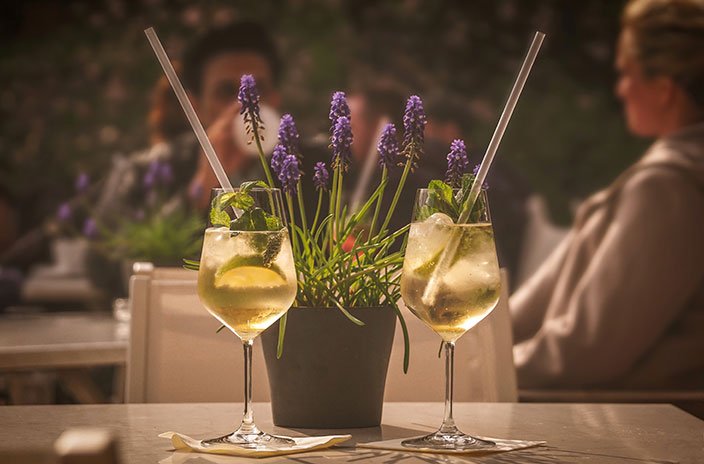 TROPICALCLUB-cocktail.jpg
